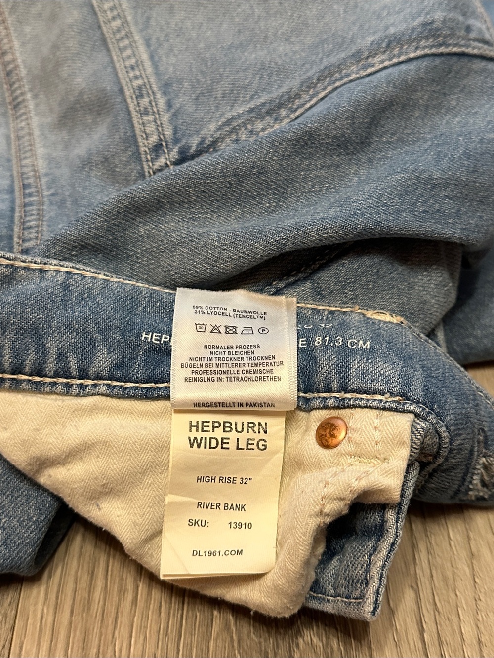 DL1961 Hepburn Wide Leg High Rise Jeans - Picture 12 of 12